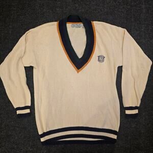 Vintage 90s Bugle Boy Knitted V Neck Sweater. Mens L
